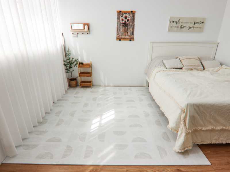 現代風主臥佈置的創意解決方案，讓您冬天不再怕冷